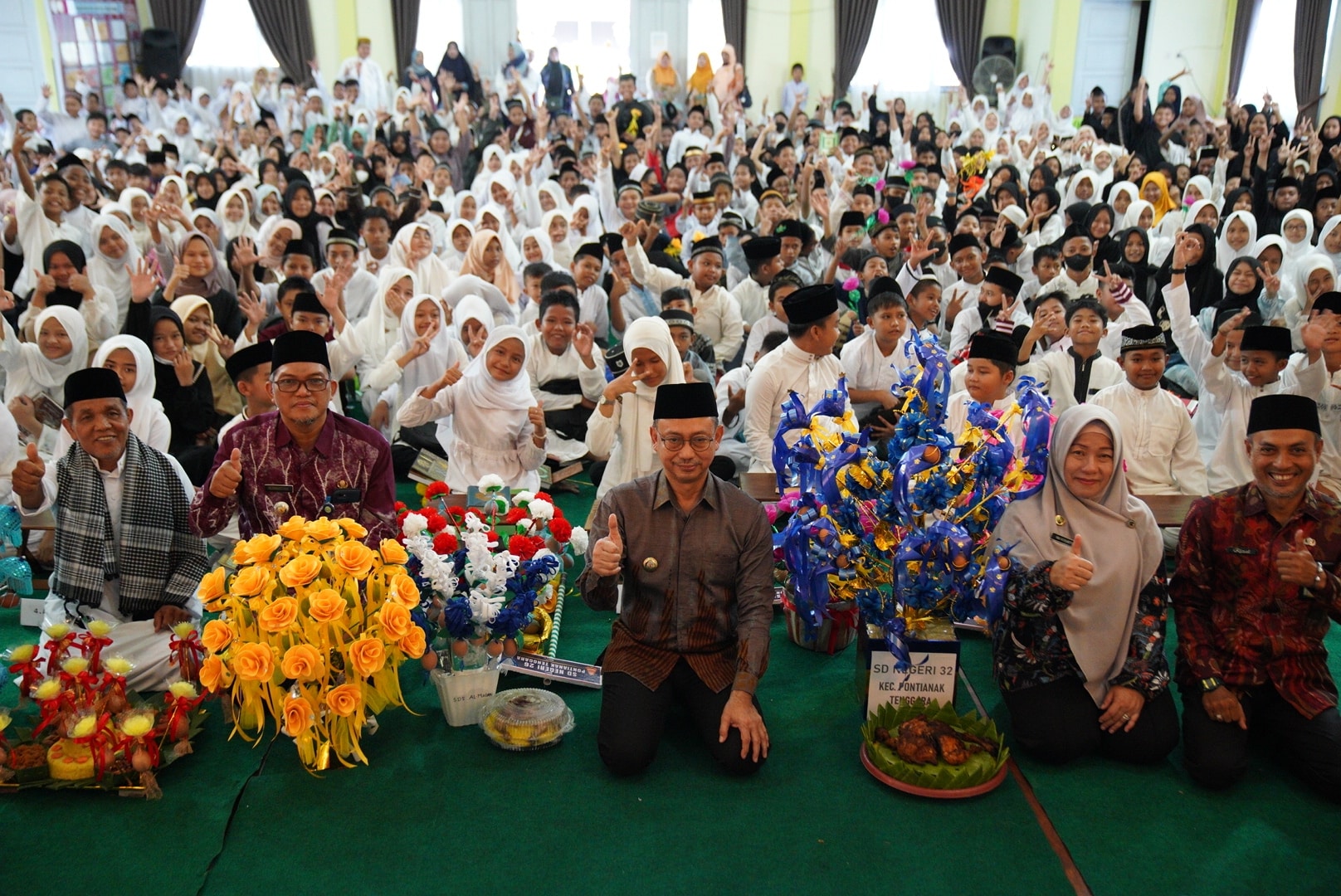 Ciptakan Generasi Qur'ani Menuju Generasi Emas, 600 Siswa SD/MI Pontianak Tenggara Khataman Al-Qur'an