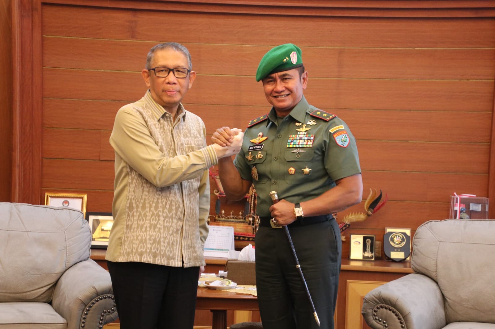 Kunjungan Perdana Pangdam XII ke Kantor Gubernur Kalbar, Siap Bersinergi Majukan Daerah