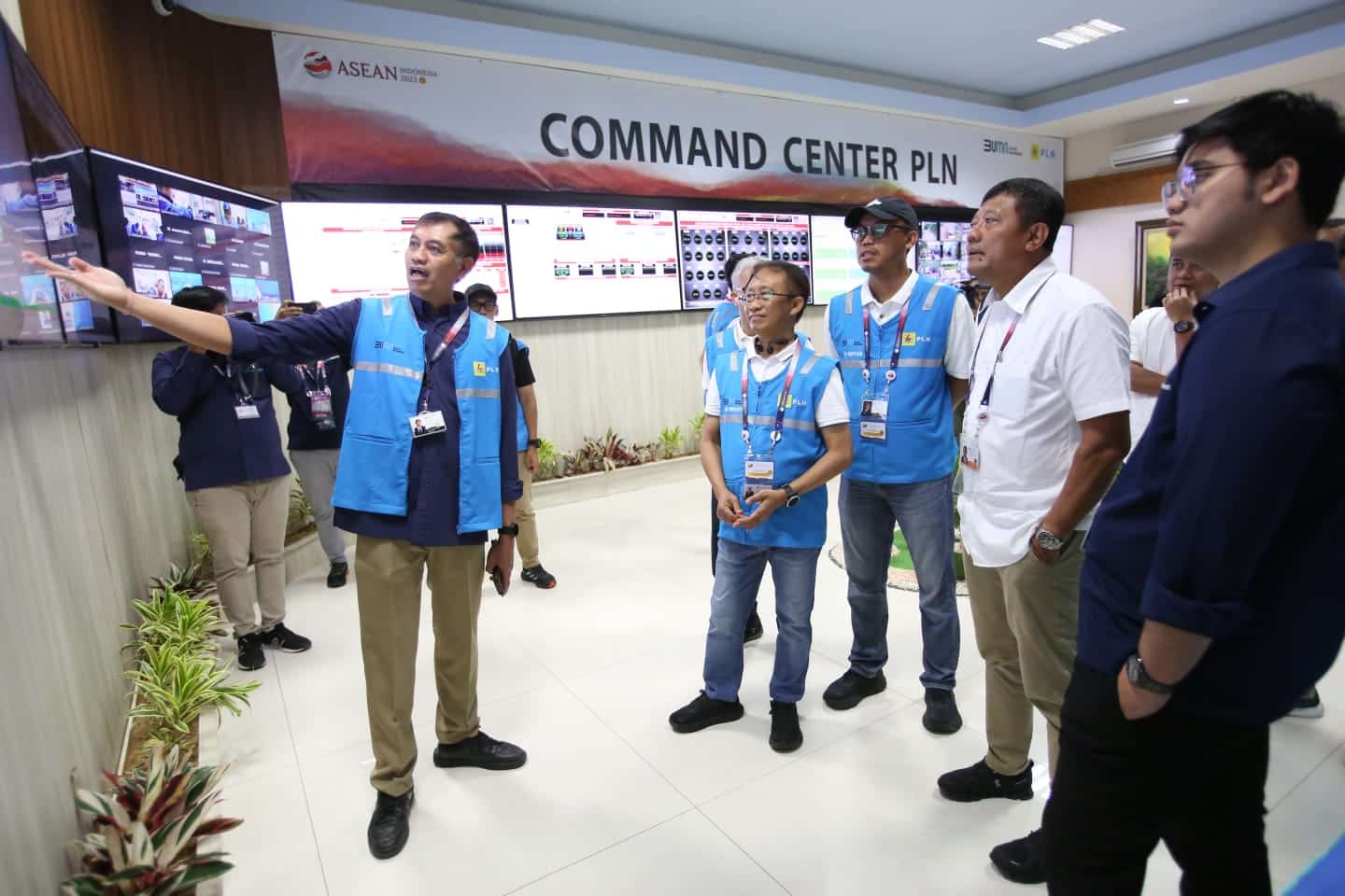 Tinjau Command Center PLN di Labuan Bajo, Kementerian BUMN Pastikan Keandalan Listrik di KTT ASEAN