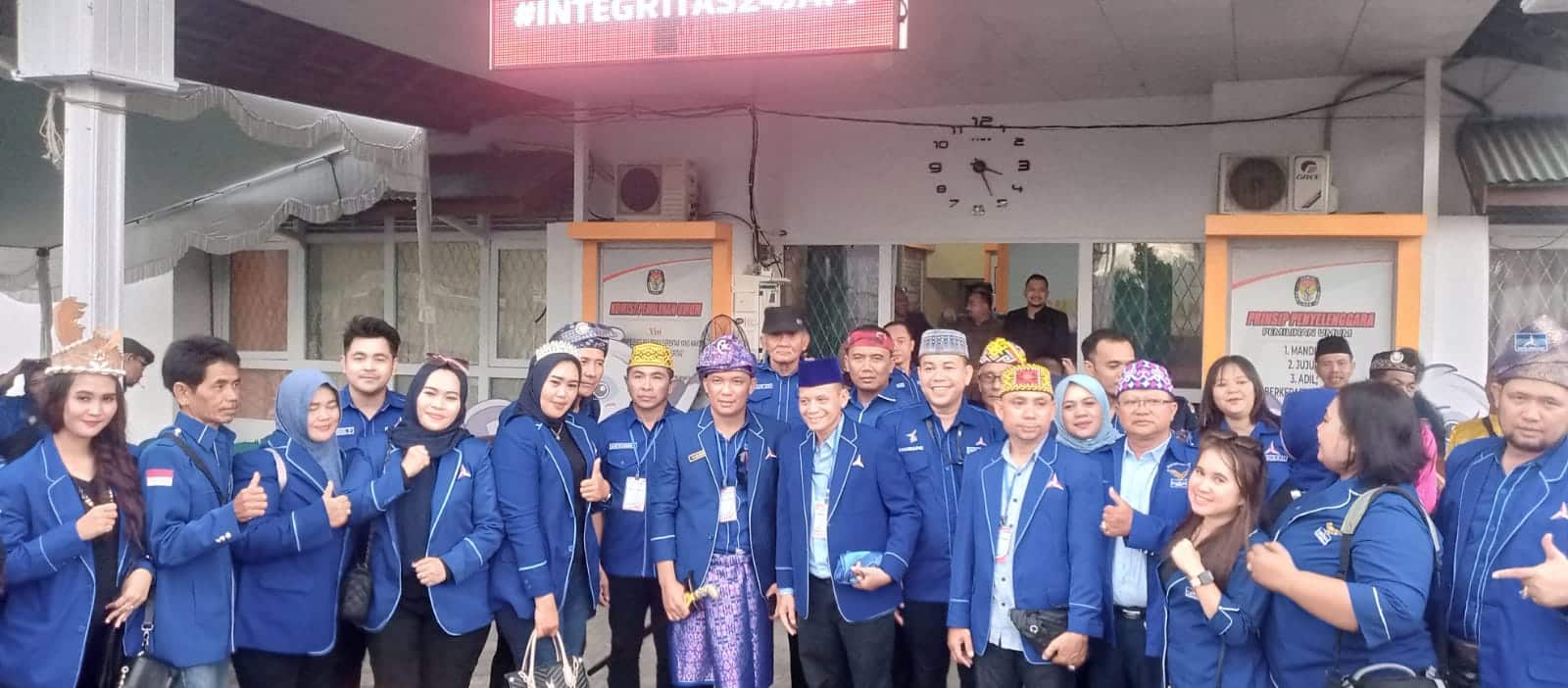 Daftarkan Bakal Caleg ke KPU, Demokrat Targetkan 9 Kursi di DPRD Ketapang