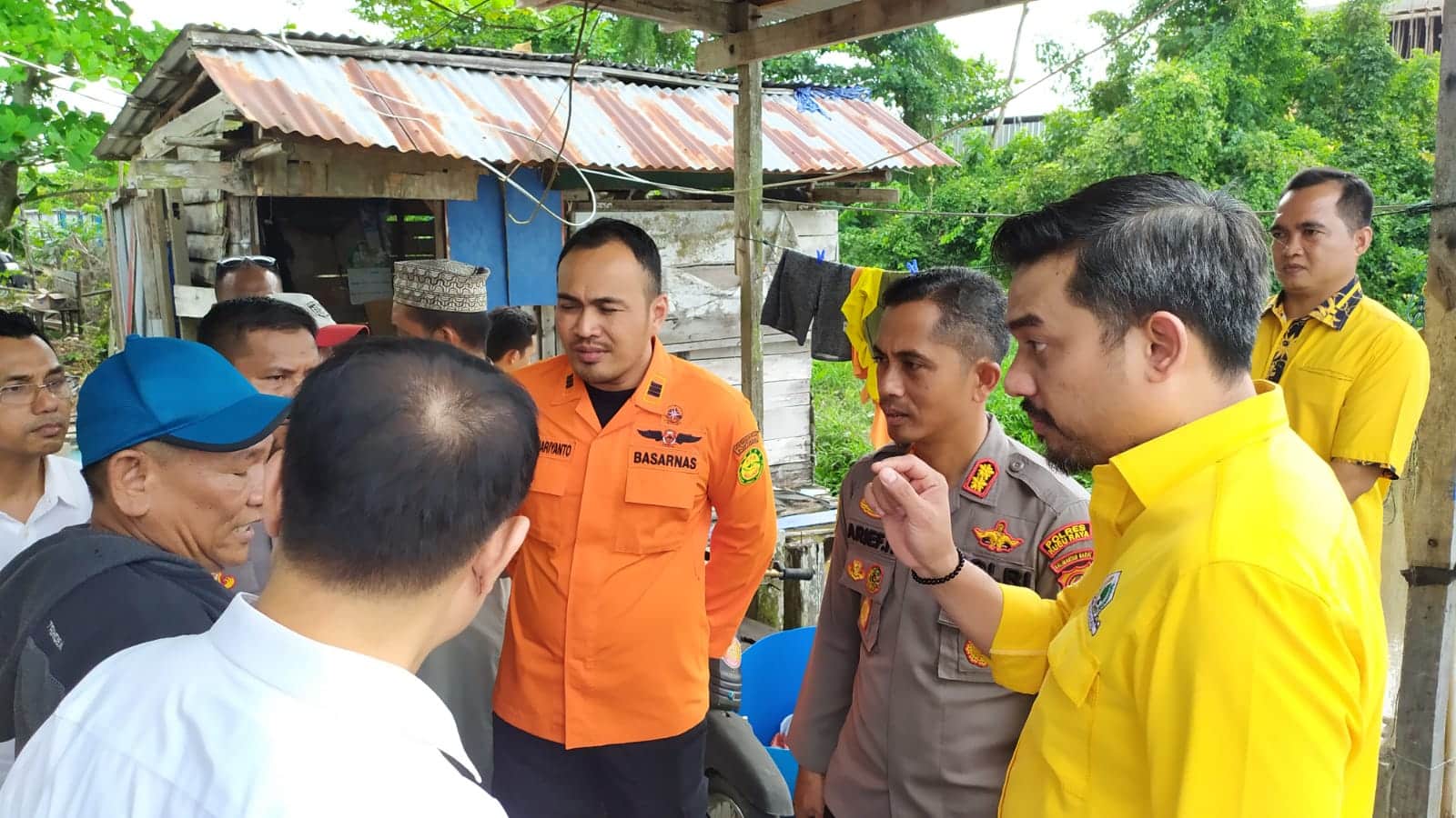 Kapolres Kubu Raya Pimpin Langsung Pencarian Plt Ketua Golkar Kubu Raya yang Diduga Bunuh Diri di Sungai Kapuas