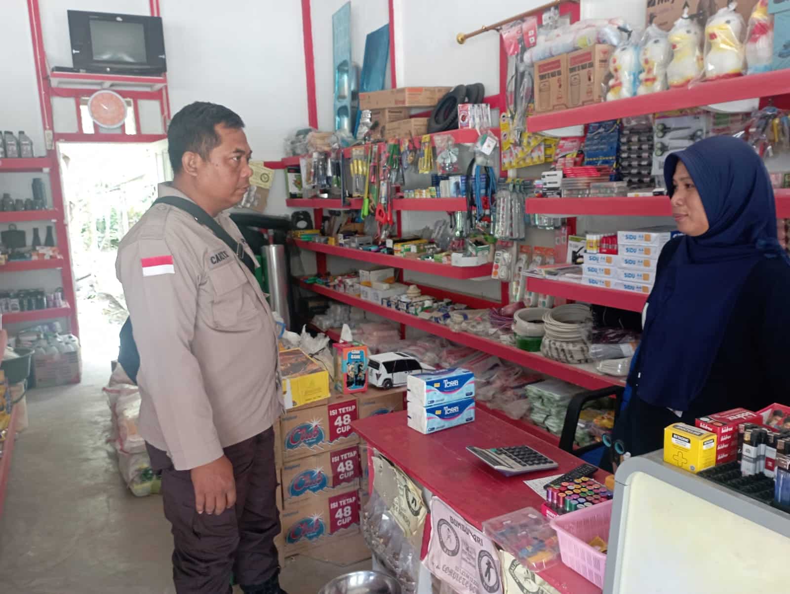 Ciptakan Situasi Aman dan Kondusif, Personel Polsek Pengkadan Rutin Laksanakan Patroli