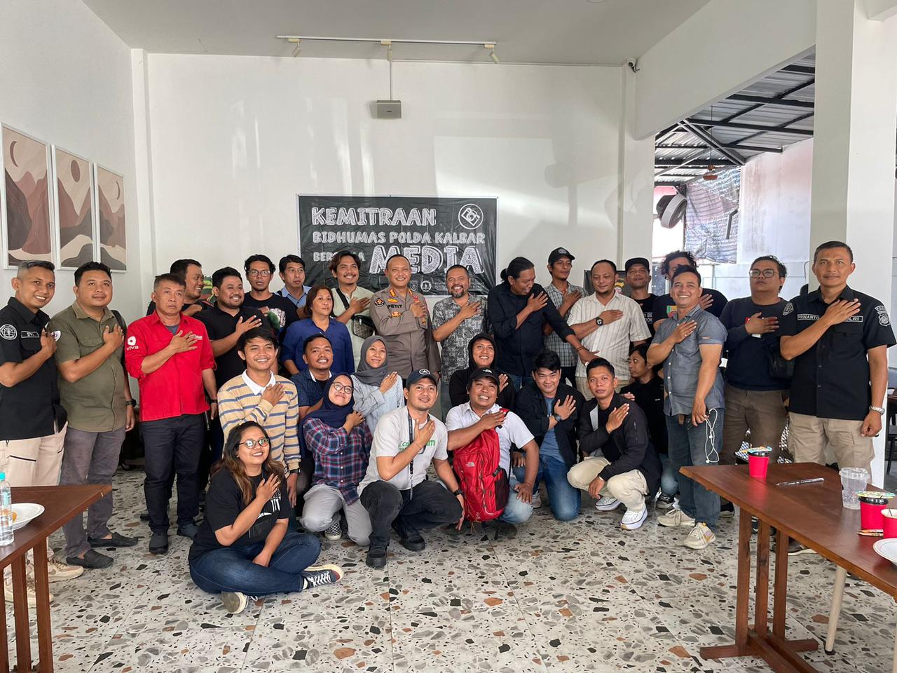 Antisipasi Isu Negatif dan Hoax Jelang Tahun Politik, Bidhumas Polda Kalbar Gelar Acara Kemitraan bersama Awak Media