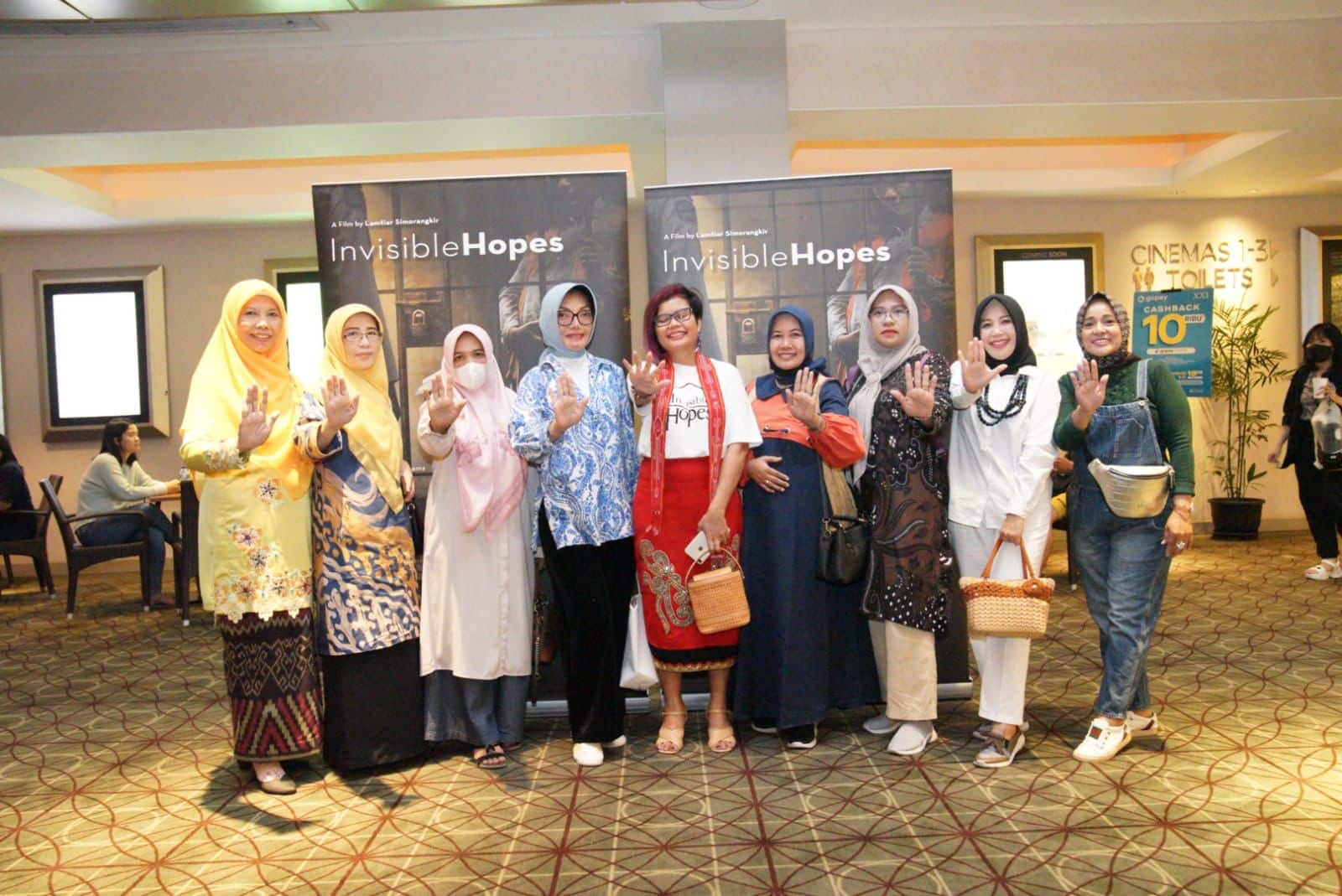 Nobar Film Invisible Hopes, Yanieta Ajak Perkuat Ketahanan Keluarga