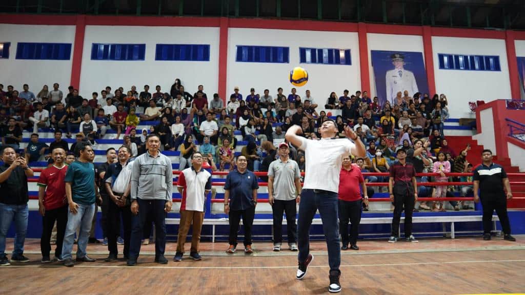 HUT Kota Putussibau ke-128, Bupati Fransiskus Sebut Open Turnamen Bola Voli Akan Dihadiri Pemain Nasional Yolla Yuliana