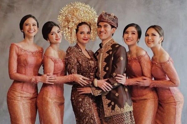 Diam-diam, Enzy Storia Menikah dengan Molen Kasetra