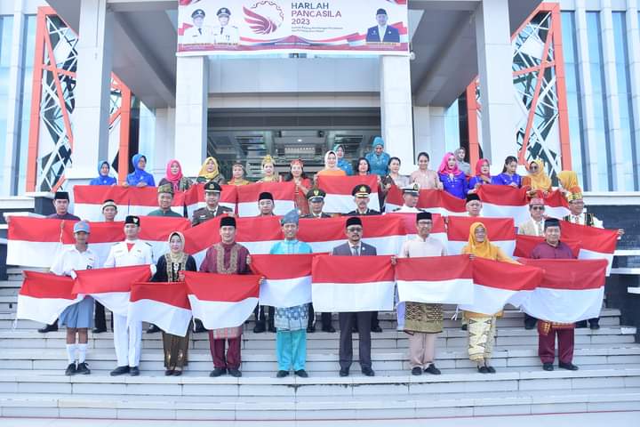 Wabup Ketapang Pimpin Upacara Peringatan Harlah Pancasila