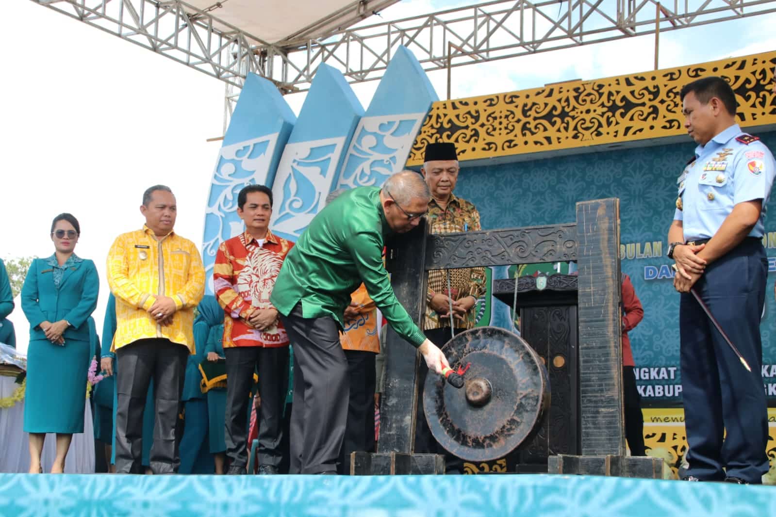 Sutarmidji Minta Bupati dan Wali Kota Tak Sungkan Alokasikan Anggaran Besar Untuk PKK