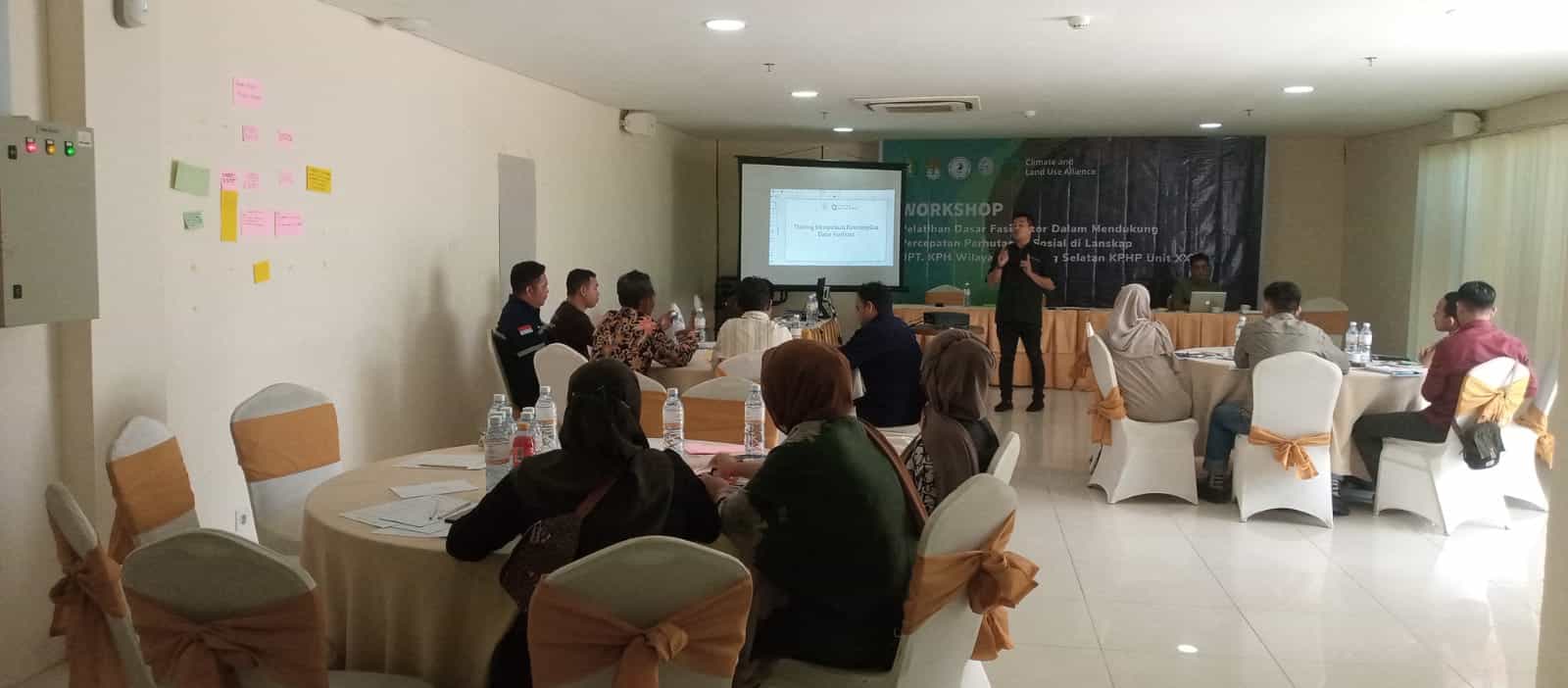 Dukung Percepatan Perhutanan Sosial, Yayasan Titian Lestari Gelar Workshop Pelatihan Dasar Fasilitator 