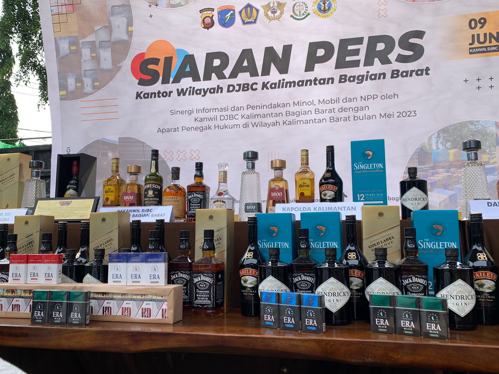 Bea Cukai Kalbar Sita Ribuan Barang Ilegal, Potensi Kerugian Negara Capai Rp 126 Miliar