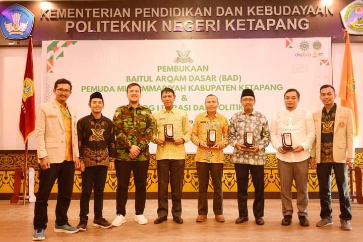 Wabup Ketapang Buka Kegiatan Baitul Arqam Dasar dan Dialog Literasi Pemuda Muhammadiyah
