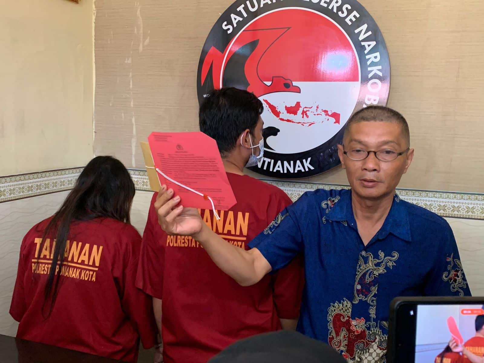 Pasutri di Pontianak Selipkan Sabu Dalam Roti untuk Dibawa ke Pelanggan