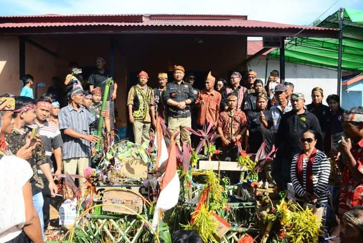 Sekda Ketapang Harap Upacara Adat Tentobus Batu Tajam Bisa Terus Dilestarikan dan Diwariskan