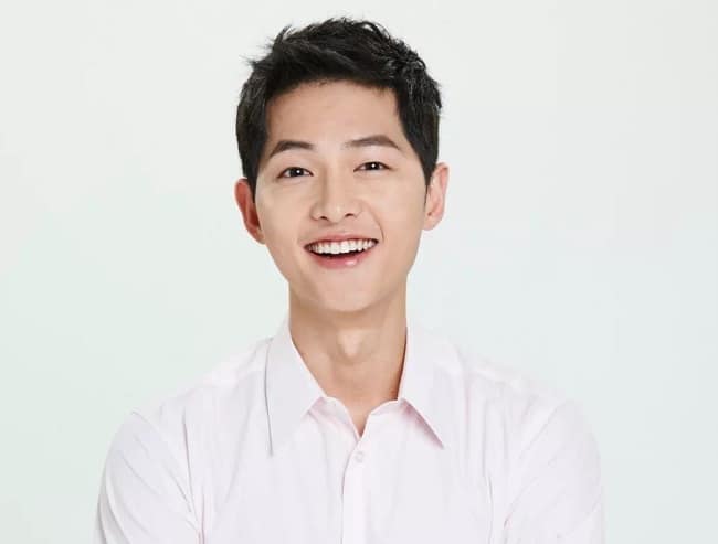 Song Joong Ki Resmi Jadi Seorang Ayah, Anaknya Lahir di Italia