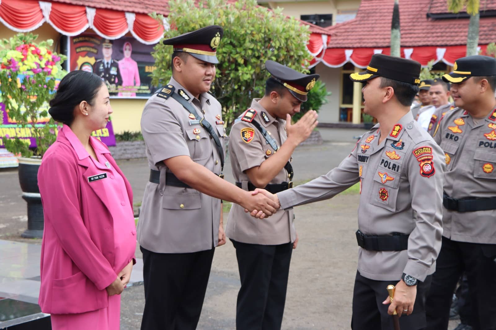 Kapolres Pimpin Sertijab Kasat Reskrim dan Kasat Intelkam Polres Ketapang