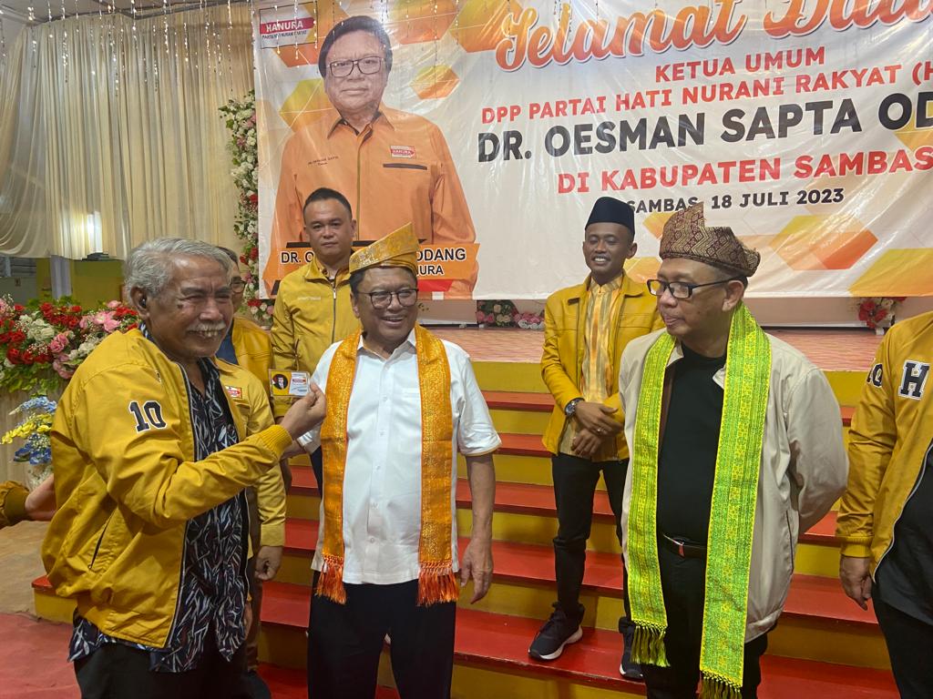 OSO Bakar Semangat Kader Hanura Sambas