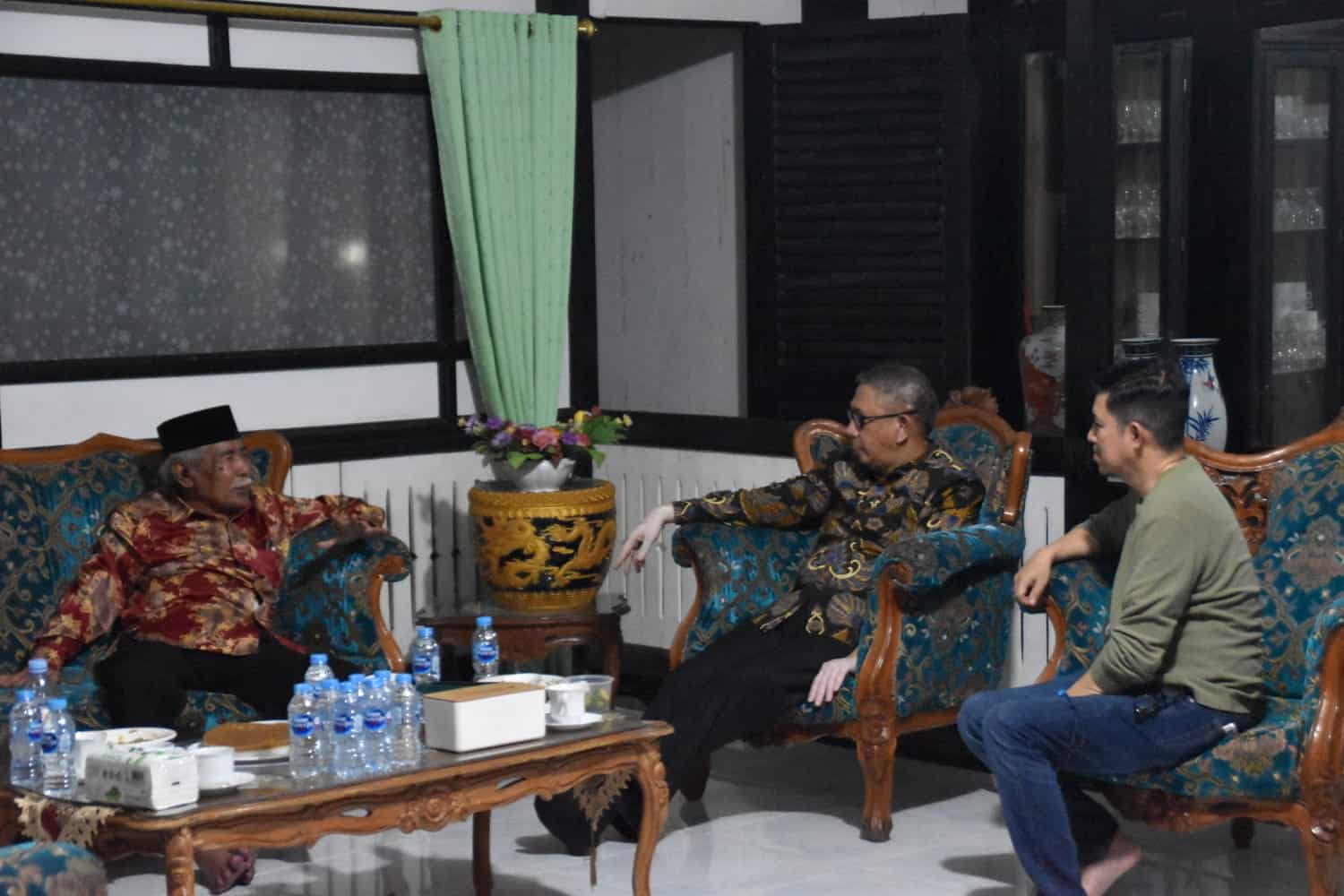 Burhanuddin di Mata Sutarmidji: Tak Pernah Berhenti Memikirkan Kemajuan Sambas