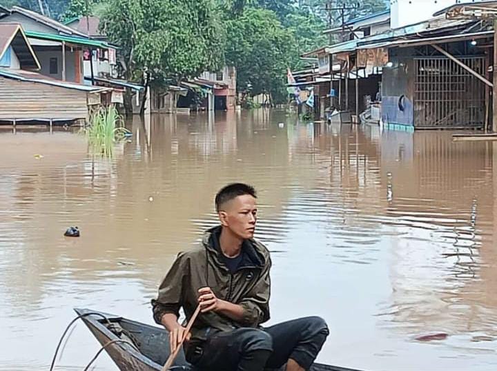 Banjir Rendam Puluhan Rumah di Jelai Hulu Ketapang, Ketinggian Air Capai 2,5 Meter