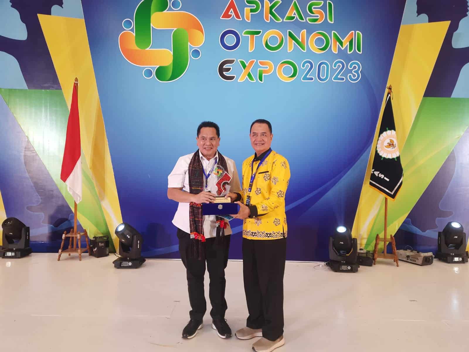 Pemkab Ketapang Raih Gelar Juara Stand Terbaik di Ajang Apkasi Otonomi Expo 2023