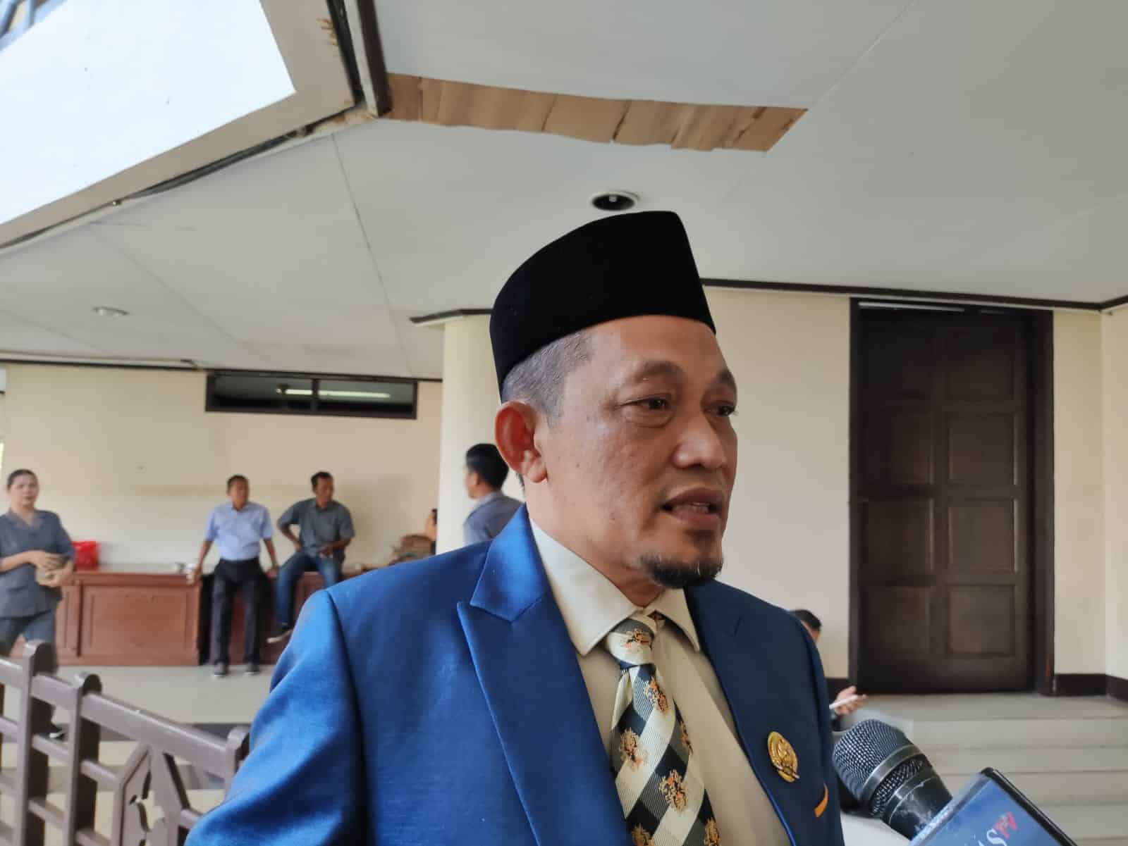 Dewan Tuding Sutarmidji Hambat Proyek Pembangunan Masjid Ikonik di Sajingan