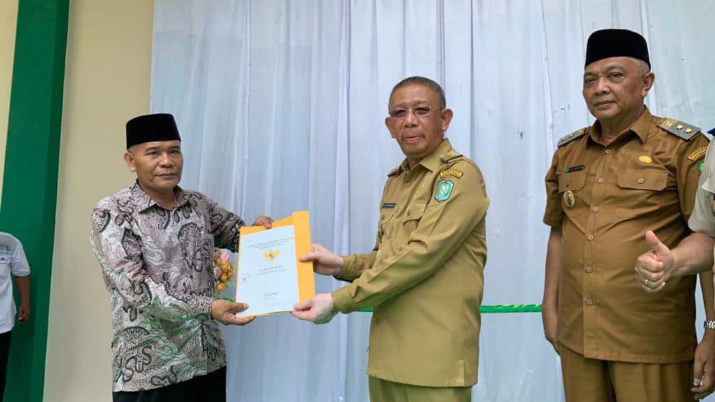Resmikan Masjid Jami' Mujahidin Karimunting, Sutarmidji Puji Kerjasama Masyarakat