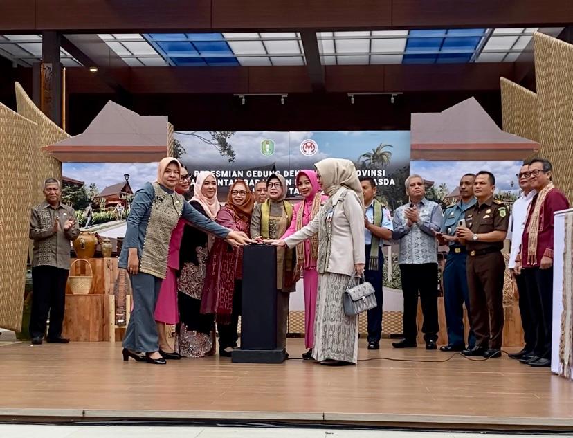 Gedung Dekranasda Kalbar Diresmikan, Tempat Pasarkan Produk Kerajinan dan Pelatihan