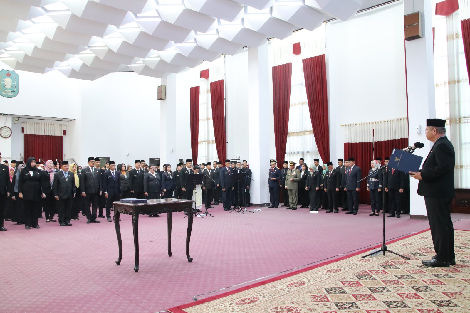 Sekda Harisson Lantik 89 Pejabat Pengawas dan Administrator Pemprov Kalbar