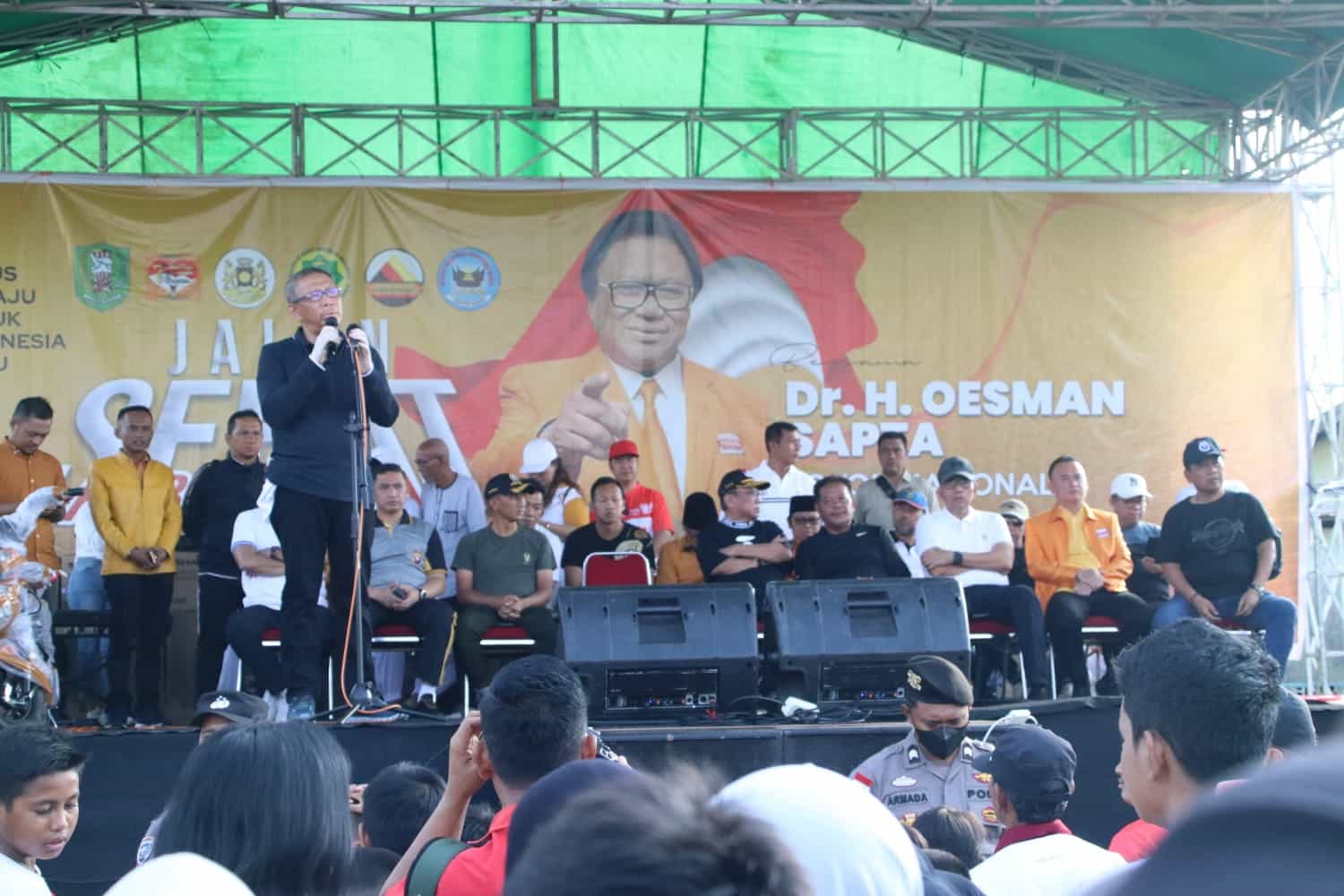 Meriahkan HUT RI ke 78, Gubernur Sutarmidji Hadiri Jalan Sehat Kebangsaan di Kabupaten Sanggau