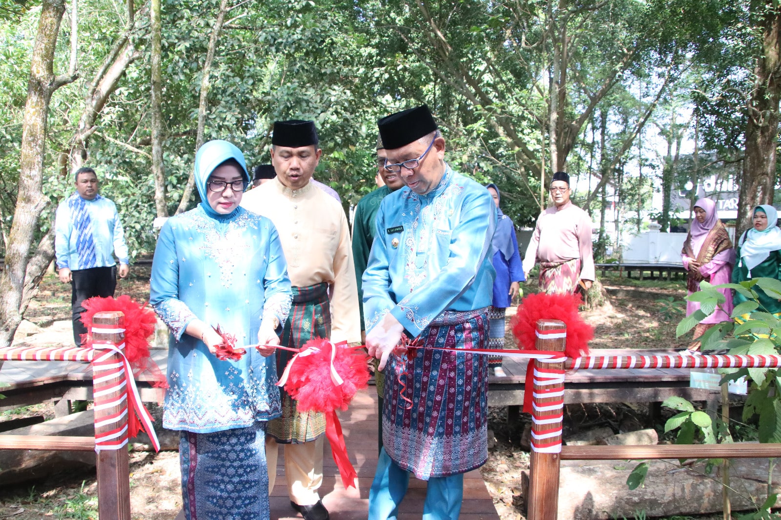 Gubernur Sutarmidji: Hadirkan Suasana Berbeda, Ngopi Sembari Menikmati Alam