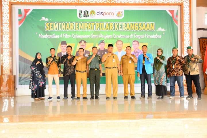 Staf Ahli Bupati Ketapang Buka Kegiatan Seminar Empat Pilar Kebangsaan