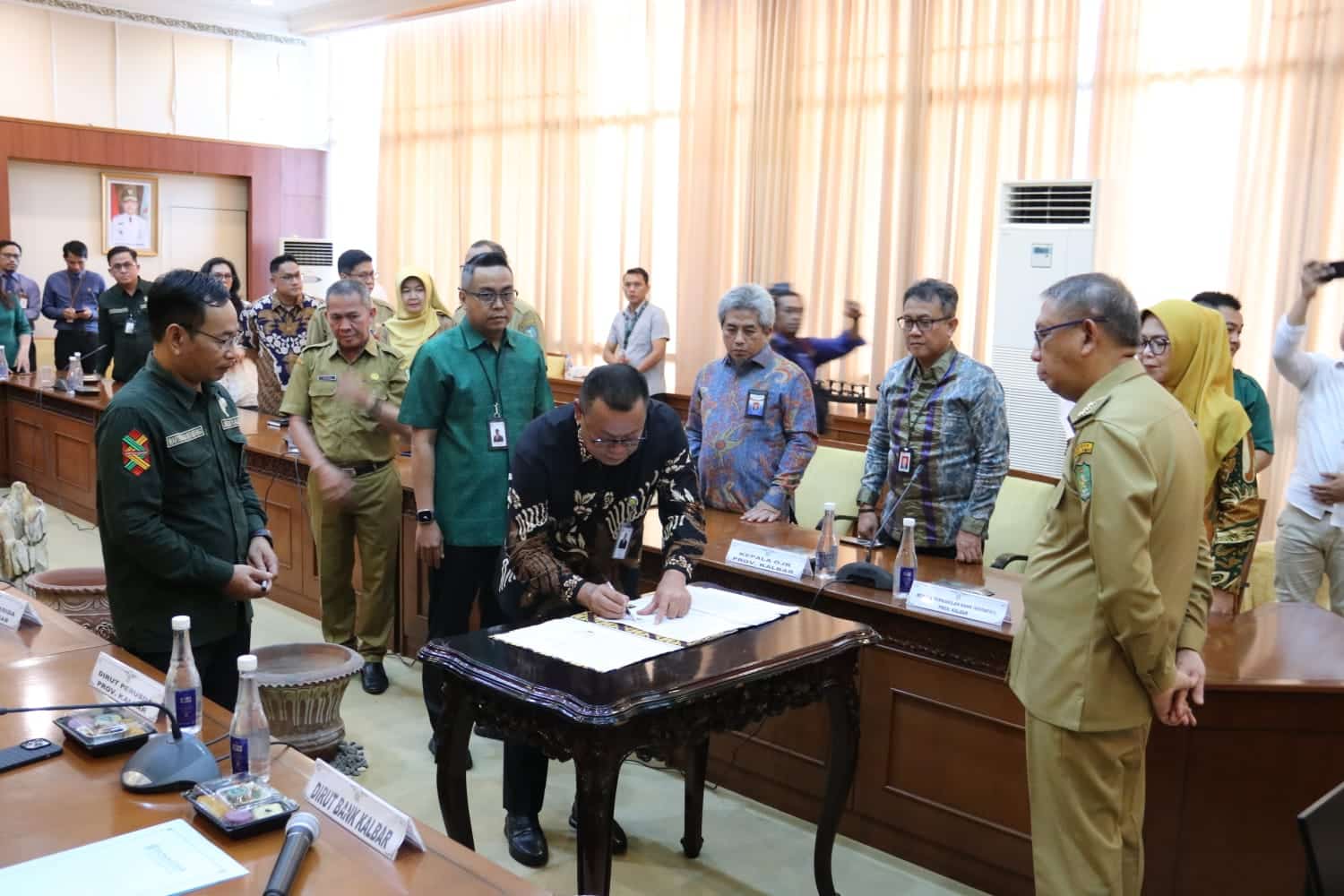 Kolaborasi Perusda Kalbar Tingkatkan Pendapatan Daerah