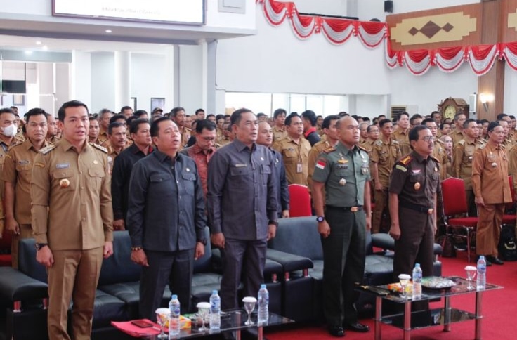 Bupati Kapuas Hulu Minta Para Camat Lakukan Pengawasan Intensif Tata Kelola Pemerintahan Desa