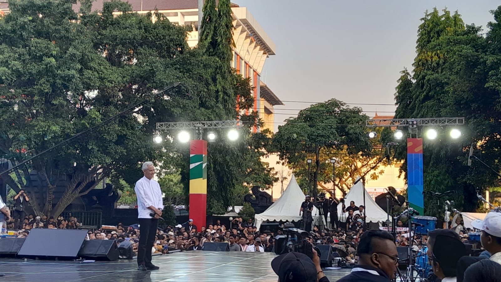 Pamit dari Jateng, Ganjar: Jenengan Semua Bagian dari Saya