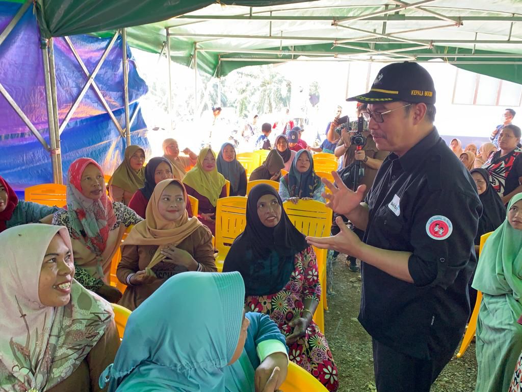 Kepala BKKBN RI Sosialisasikan Stunting pada 100 Ibu PMI di Simunjan Malaysia