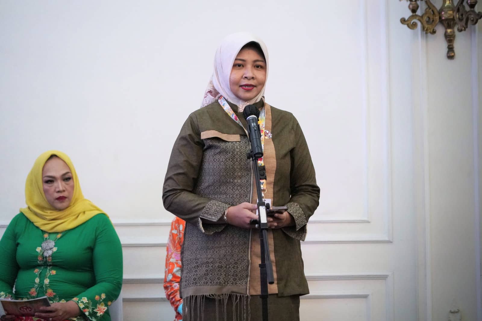 Hadiri Rakernas Dekranas, Windy Sampaikan Pentingnya Manajemen Dalam Berwirausaha