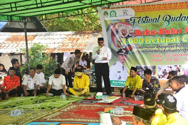 Dua Ribu Ketupat Colet Disajikan pada Festival Budaya Robo-Robo di Pantai Celincing Ketapang