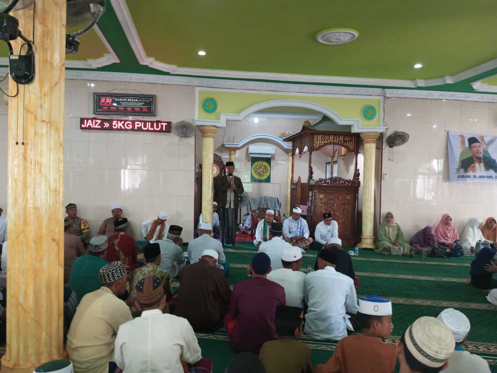 Kades Sungai Kakap Beri Sambutan di Acara Maulid Nabi Muhammad SAW