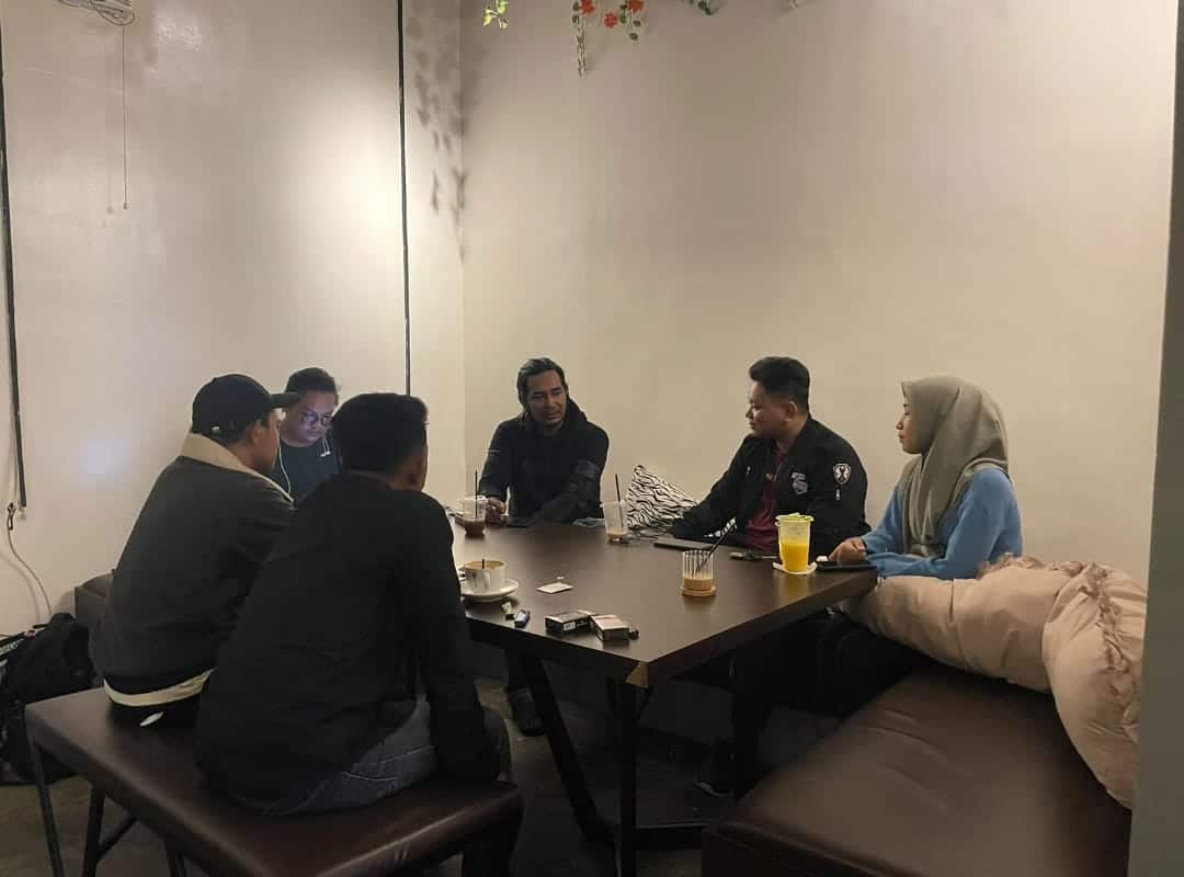 Diskusi Mahasiswa PPL IAIN dengan Perusahaan Media KalbarOnline.com