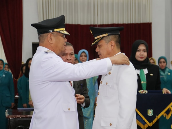 Dilantik Pj Gubernur Kalbar Sebagai Pj Bupati Kayong Utara, Romi Wijaya Resmi Gantikan Citra Duani
