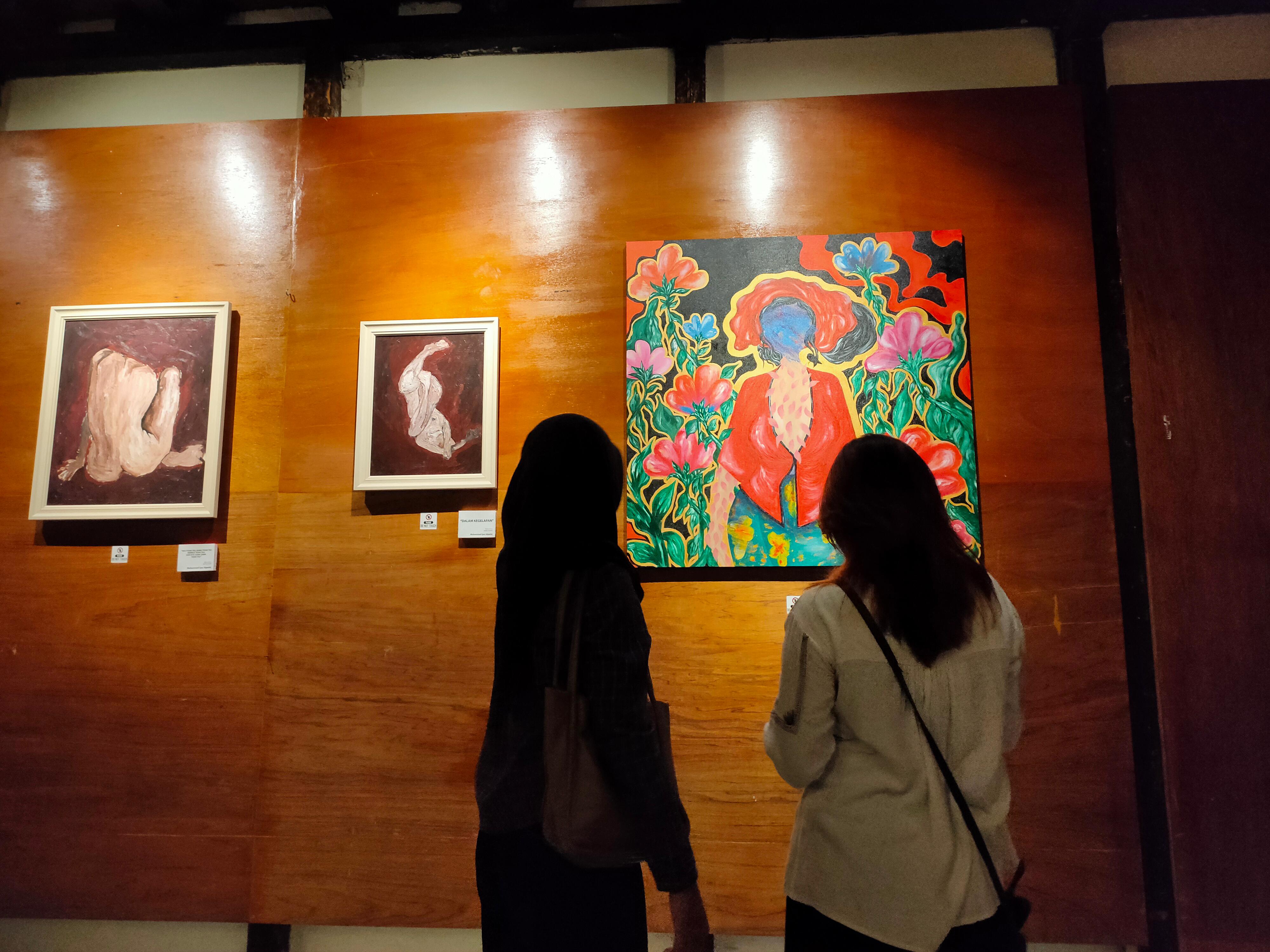 “Self Revolution” Gaungkan Isu Autentisitas Lewat Seni Lukis dan Fotografi