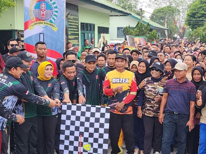 Sekda Ketapang Hadiri Jalan Sehat HUT ke-78 TNI di Makodim 1203 Ketapang