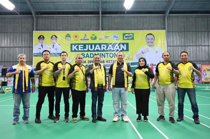 Sekda Ketapang Buka Kejuaraan Badminton se-Kalbar