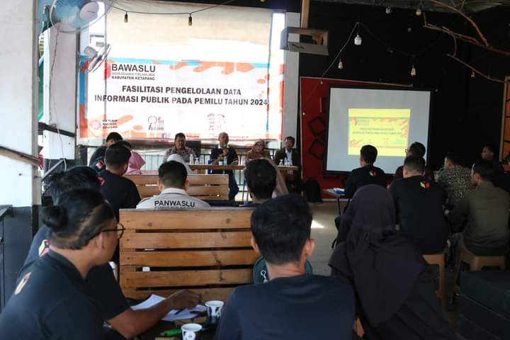 Bawaslu Ketapang Gelar Pelatihan Pengelolaan Informasi