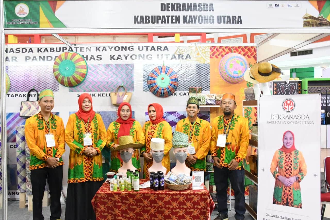 Dekranasda Kayong Utara Pamerkan Produk Unggulan Khas Daerah