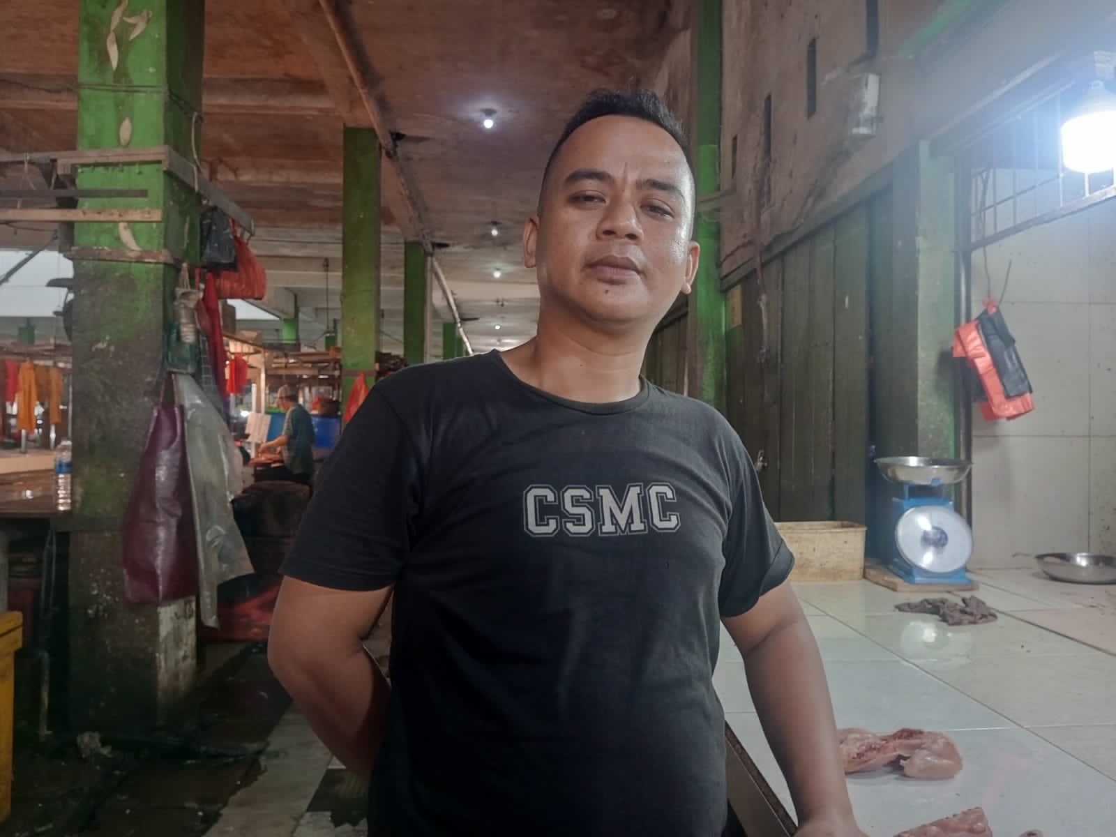 Harga Ayam Naik di Pasar Teratai, Ini Penyebabnya