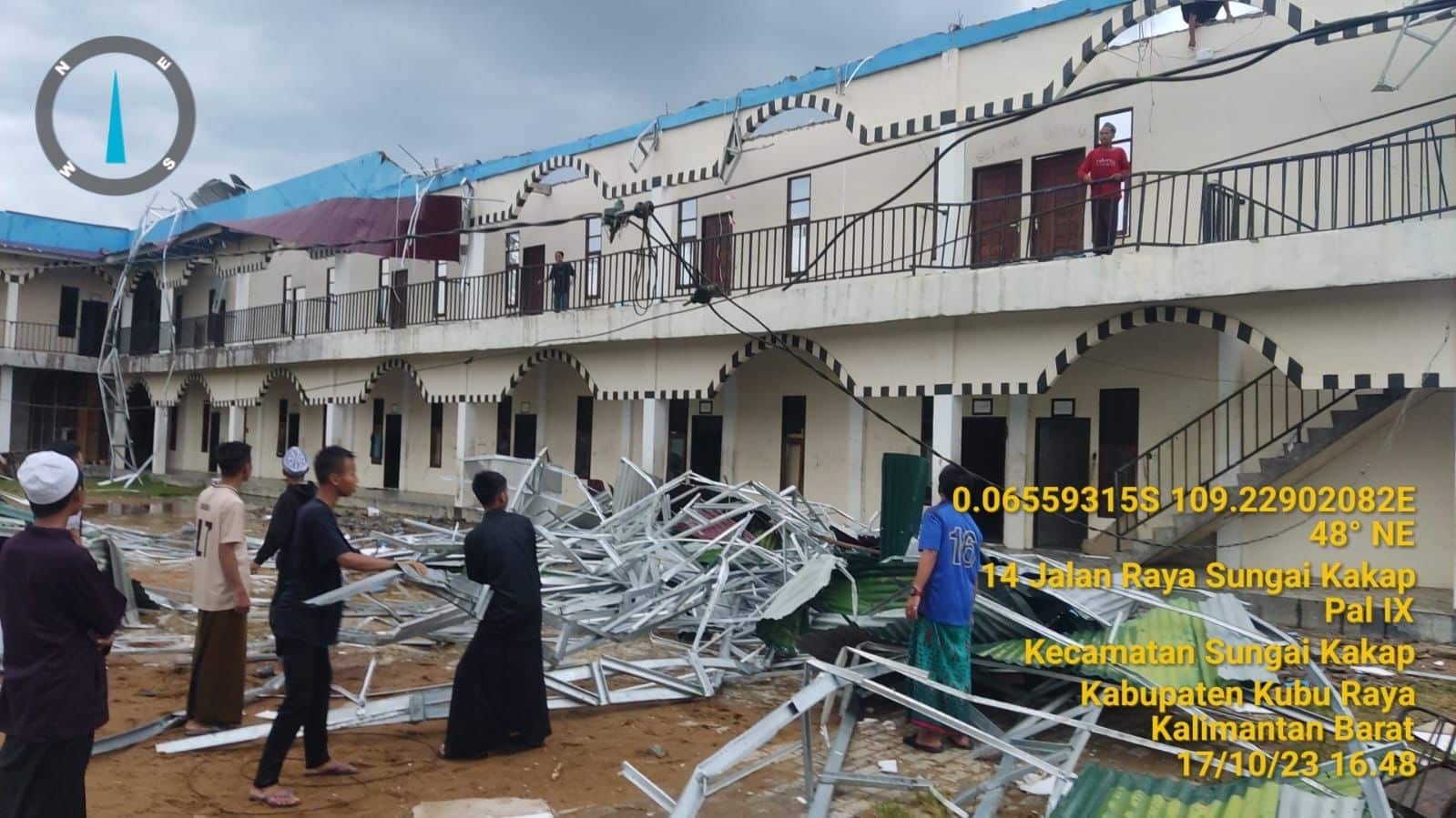 Bangunan Madrasah Madinatul Qur'an di Kubu Raya Rusak Berat Diterjang Angin Puting Beliung