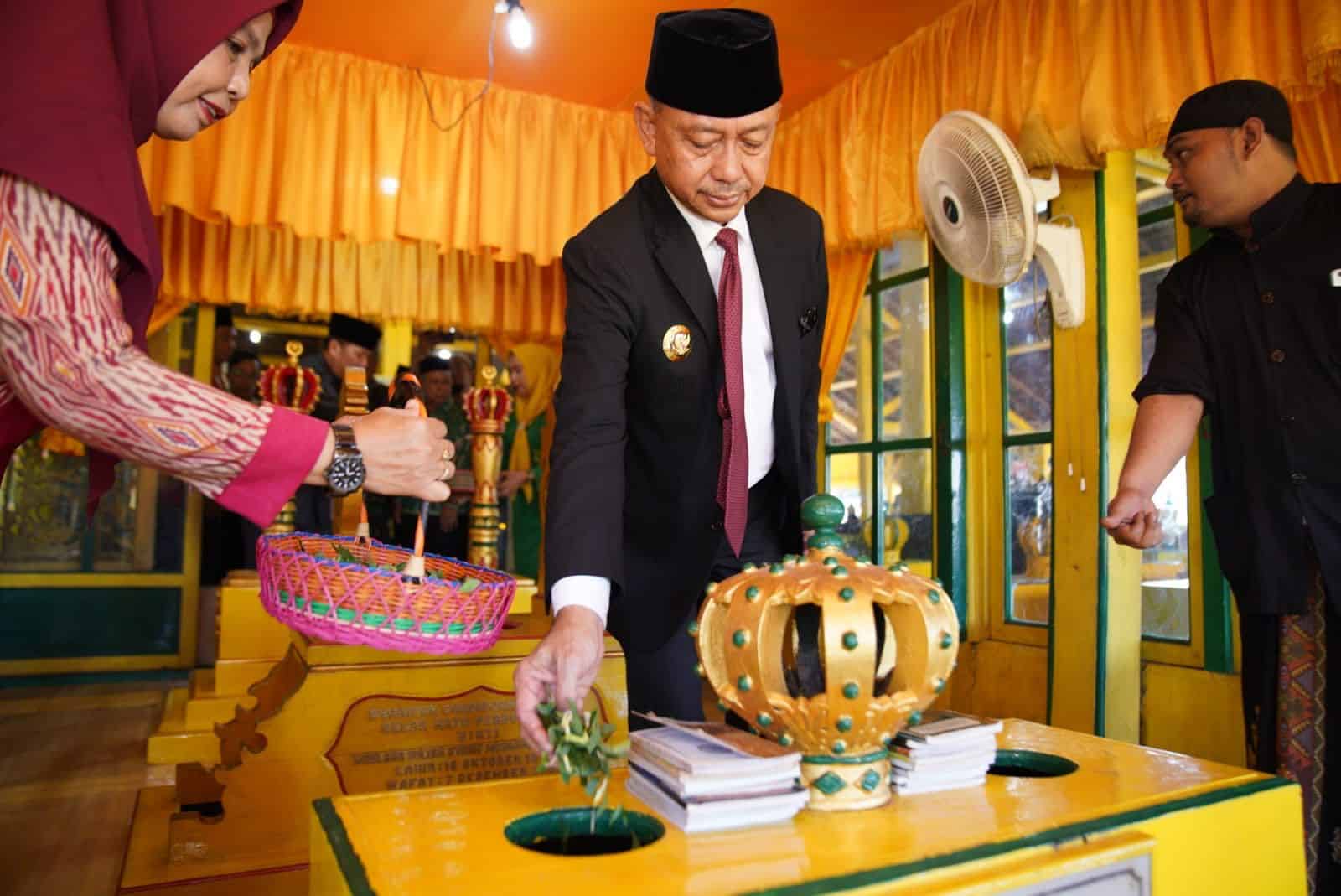 Kenang Jasa Pendiri Pontianak, Jajaran Pemkot Ziarah ke Makam Kesultanan