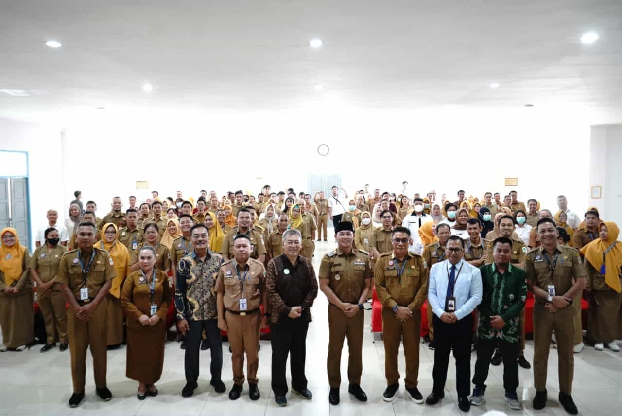 Wabup Wahyudi Buka Workshop Pemahaman Instrumen dan Standar Akreditasi Puskesmas se-Kabupaten Kapuas Hulu