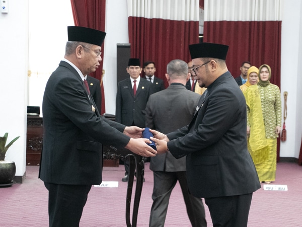 Harisson Lantik Mohammad Bari Sebagai Pj Sekda Kalbar