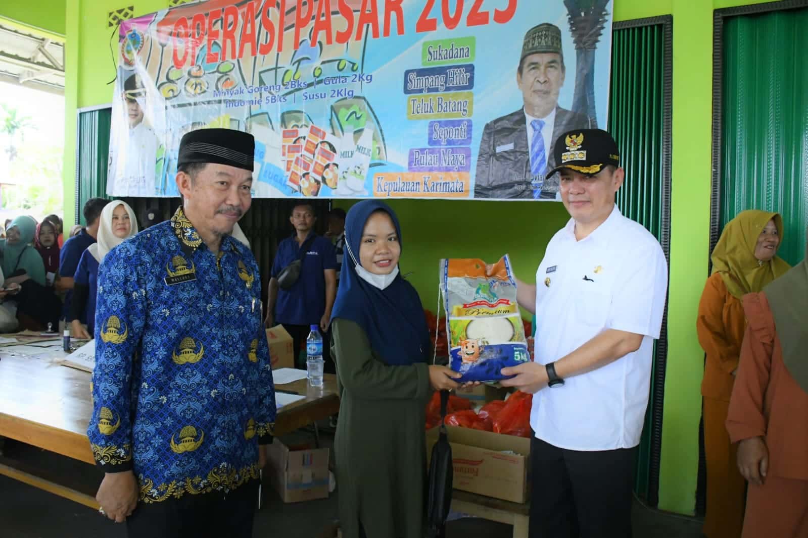 Pemkab Kayong Utara Gelar Operasi Pasar dan Pangan Murah 3.450 Paket